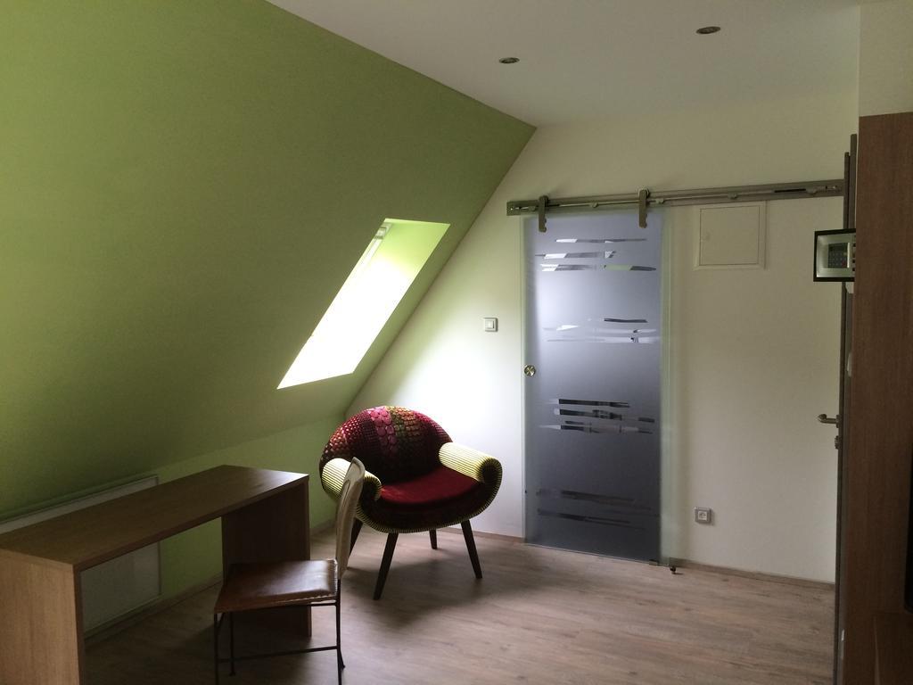 Chambres D'Hotes Chez Marie Seltz Ruang foto